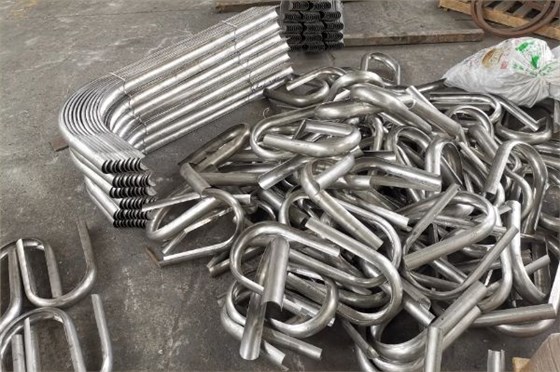 低温再热器内弯外弯防磨瓦